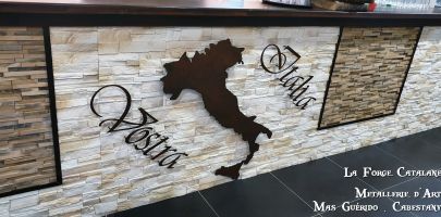 vostra italia restaurant mas guerido enseigne forge catalane