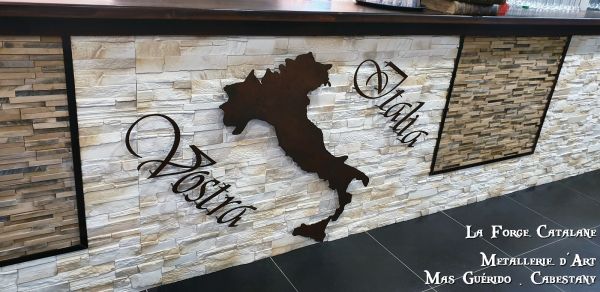 vostra italia restaurant mas guerido enseigne forge catalane