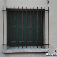 grille protection fixe barreaux droits torsades alternance fer Forge Catalane Cabestany