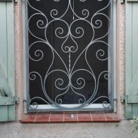 grille protection fixe volute coeur fer Forge Catalane Cabestany
