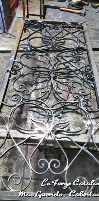 grille volute motif fer  fer Forge Catalane Cabestany