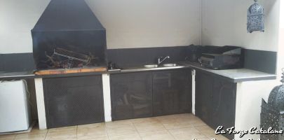 porte sous barbecue tole perfor  e fer Forge Catalane Cabestany