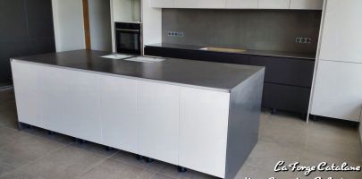 Plan de travail cuisine d  coupe laser fer Forge Catalane Cabestany  6 