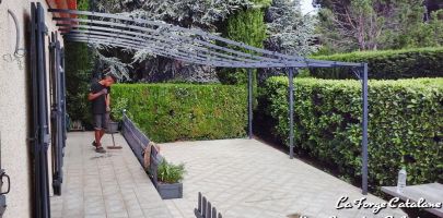 pergola demi chapeau gendarme terrasse fer Forge Catalane Cabestany