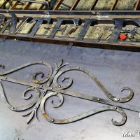 detail construction portail travail chaud forge catalane 2