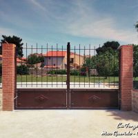 Portail soubassement tole typique provencal 3 fer Forge Catalane Cabestany