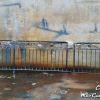 garde corps barreaudages droit frise grappes et feuilles de vigne fer Forge Catalane Cabestany