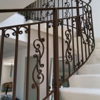 rampant avec volutes travaill  e a chaud forge catalane
